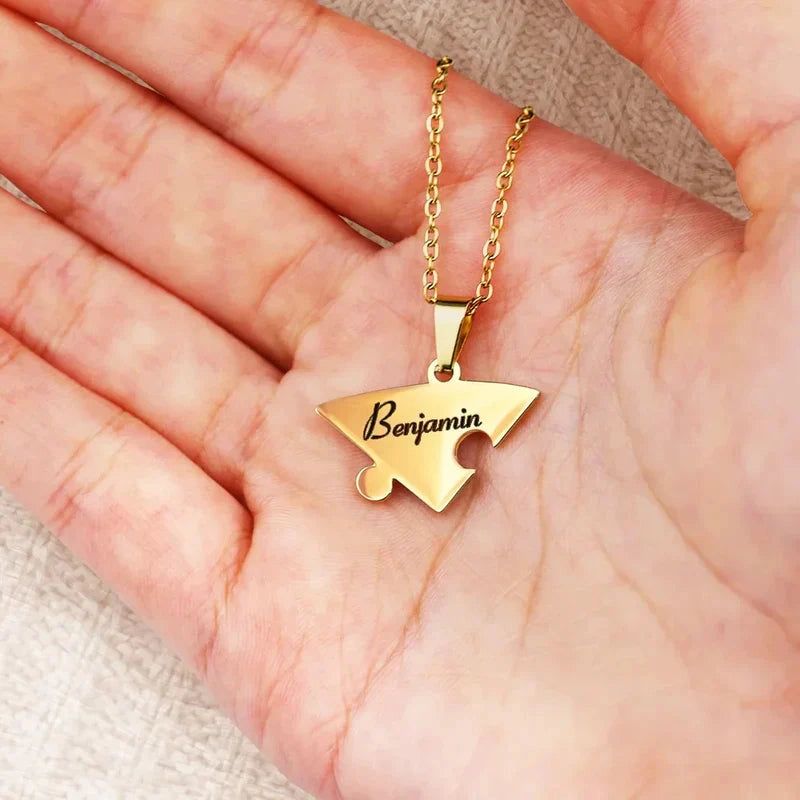 Bindung™ - Personalisierte Familien Puzzle Halskette