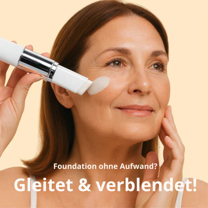2-in-1 Foundation mit integriertem Pinsel